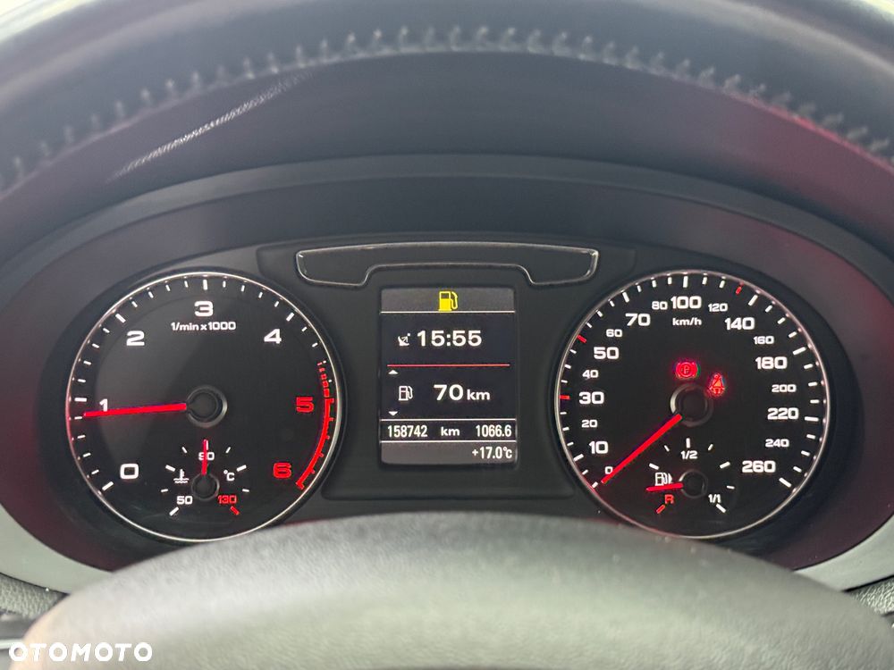 Audi Q3 2.0 TDI Design - 22