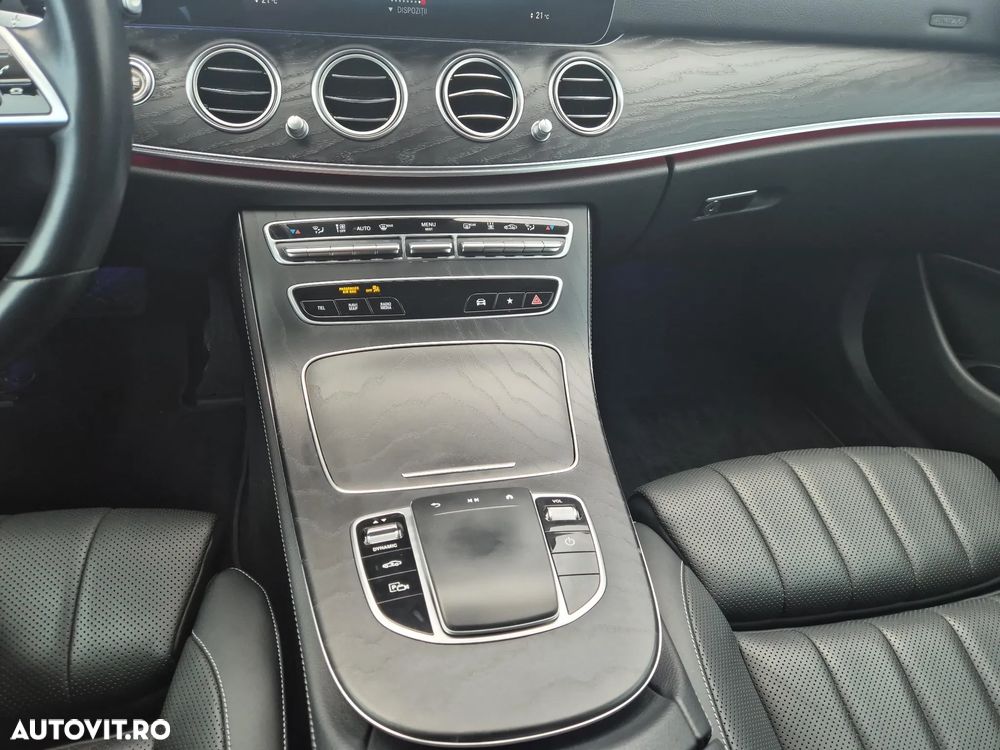 Mercedes-Benz E 300 - 17