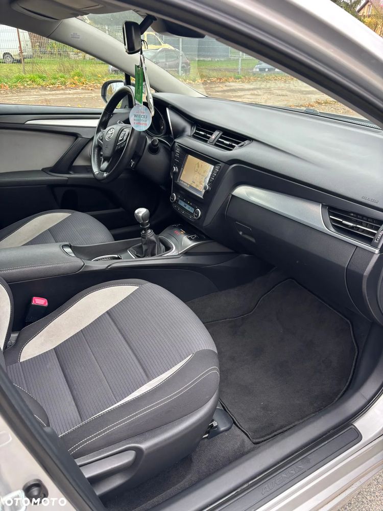 Toyota Avensis - 7