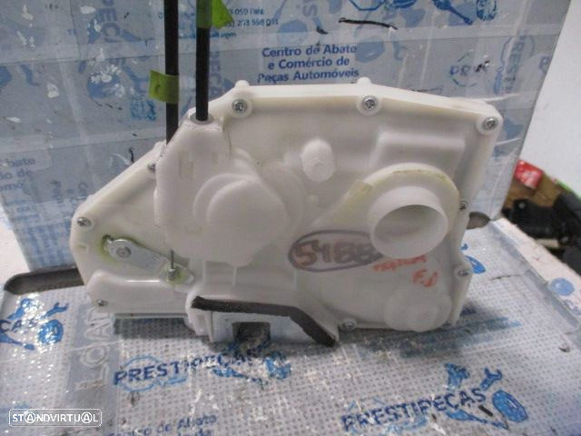 Fecho 8220151K50 OPEL AGILA B 2009 1.0I 65CV 5P CINZENTO FD 7 PINOS - 2