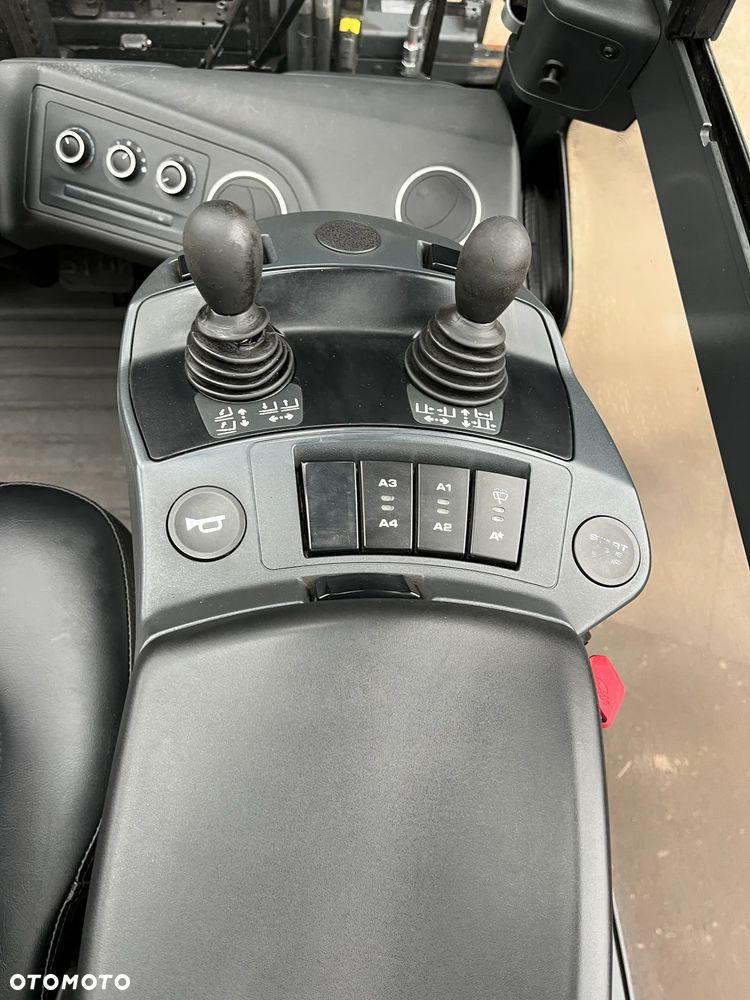 Linde H30 H25 H35 Paletyzer na 2 palety, pełna kabina 3000kg / wys. podn. 4,20m - 23