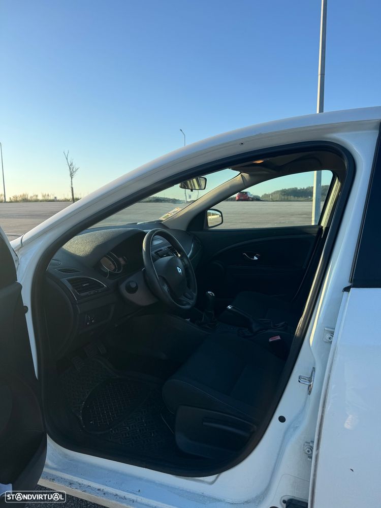 Renault Mégane 1.5 dCi Confort - 5