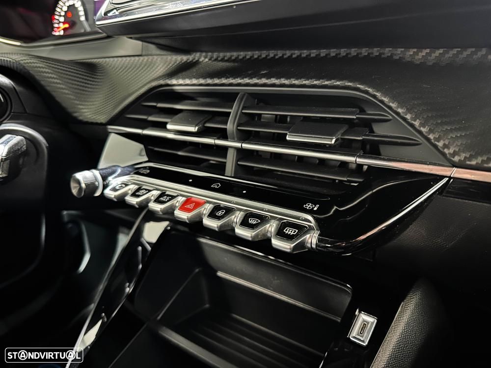 Peugeot 2008 1.2 PureTech Allure Pack - 30