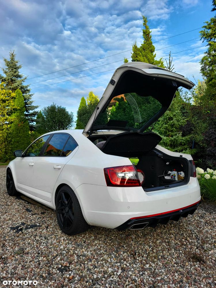 Skoda Octavia 2.0 TSI RS 230 - 3