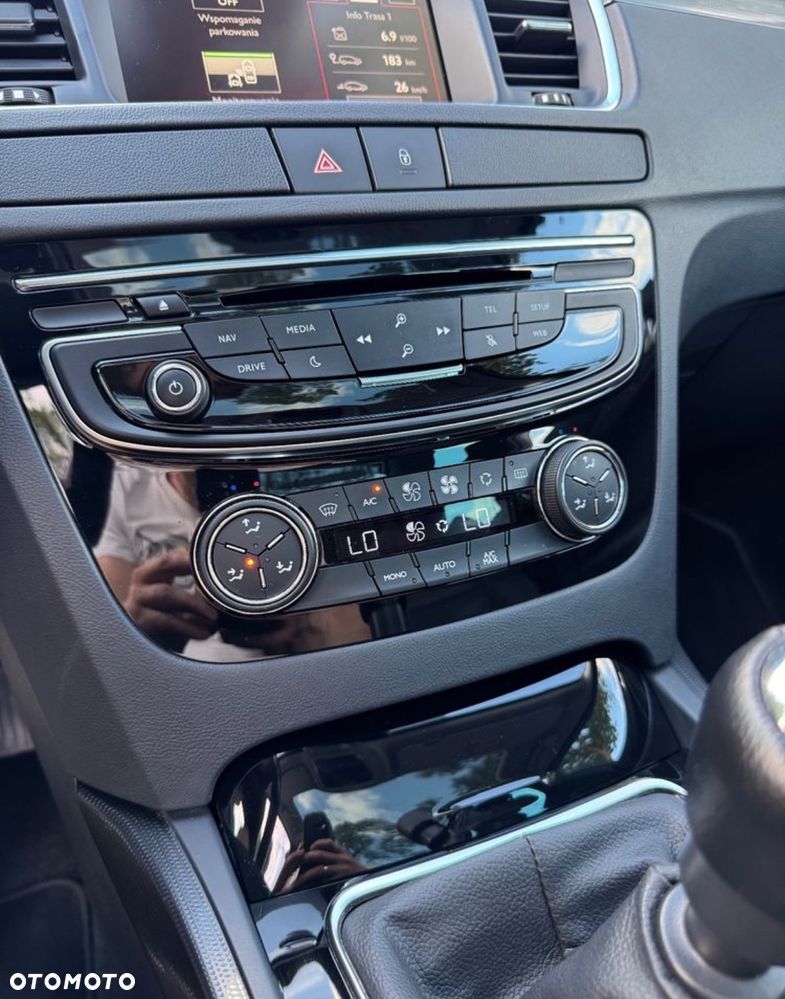 Peugeot 508 1.6 e-HDi Active S&S - 26