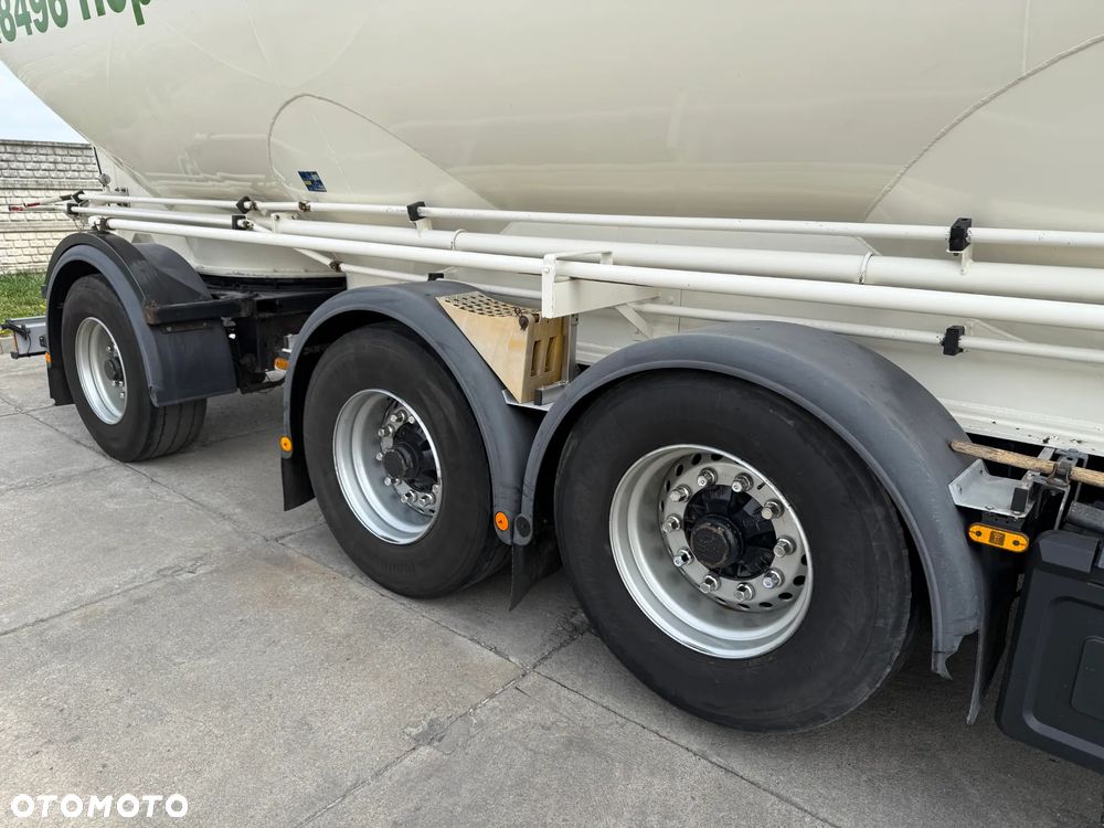 Feldbinder BPW 3 OSIE 7000kg Beczka do paszy Silos Paszowóz - 7