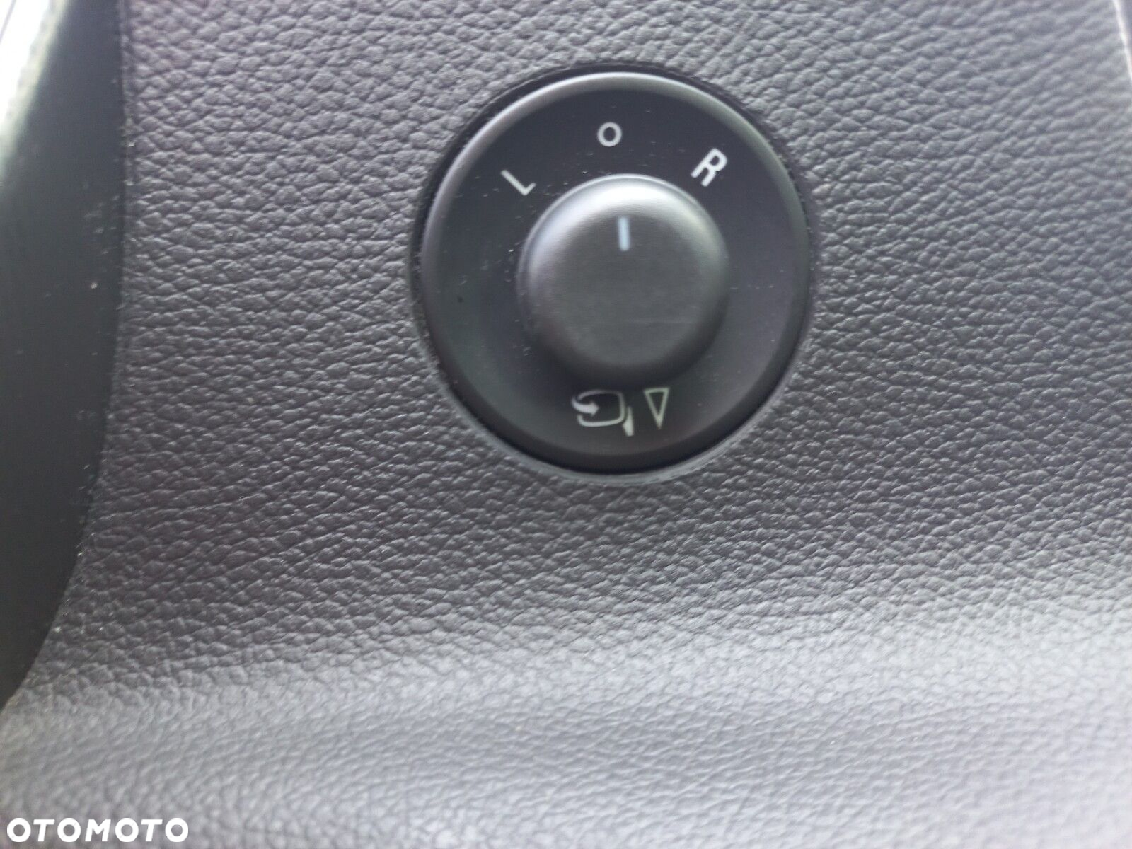 Opel Astra IV 1.4 T Cosmo - 20