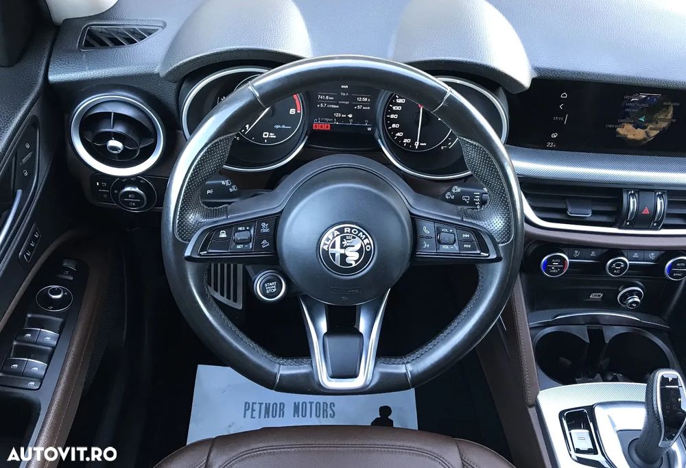 Alfa Romeo Stelvio 2.2 Diesel 16V AT8 Q4 Sprint - 17