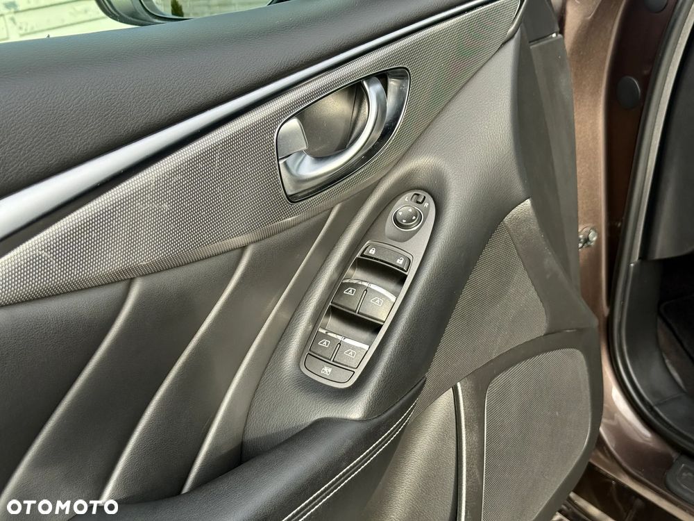 Infiniti Q50 Q50S 3.0t Sport - 17