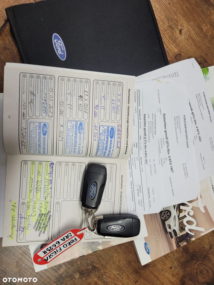 Ford Fiesta 1.1 S&S TITANIUM - 27