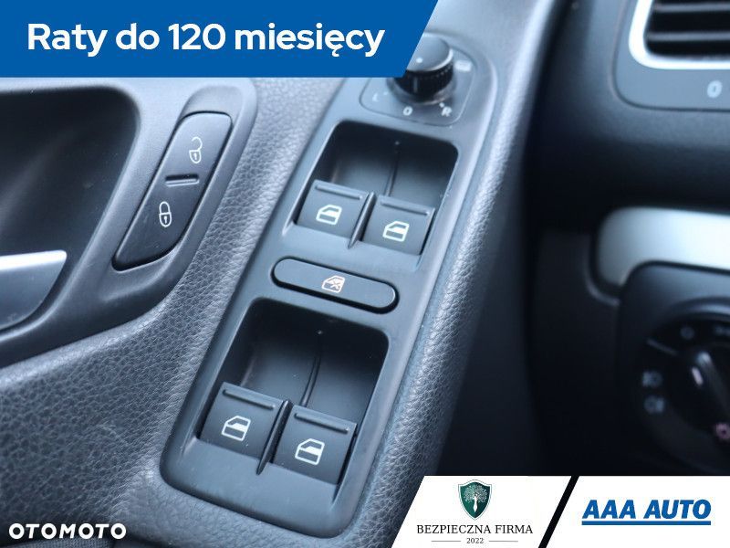 Volkswagen Golf - 15