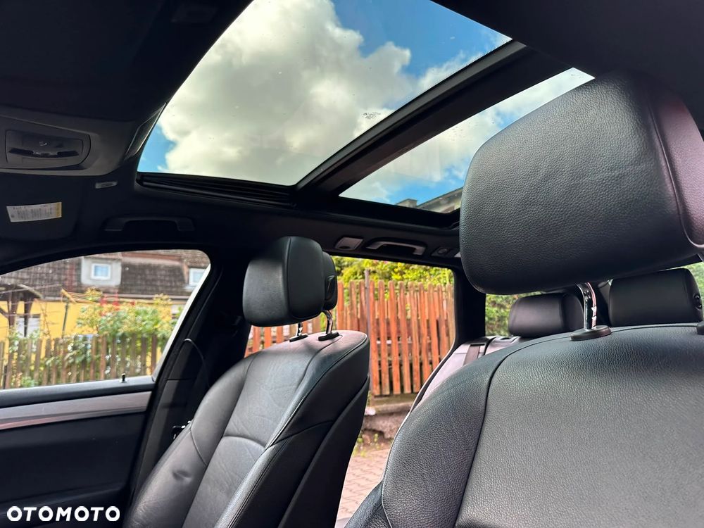 BMW Seria 5 520d - 33