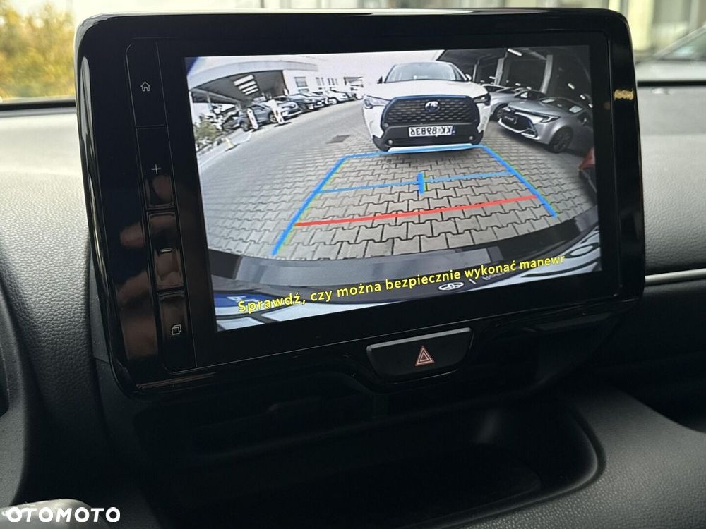 Toyota Yaris Hybrid 1.5 Style - 23