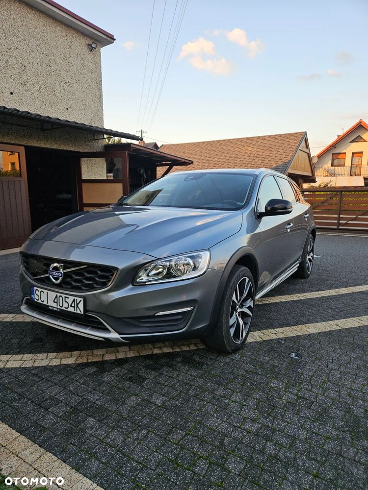 Volvo V60 D3 Drive-E Kinetic - 1