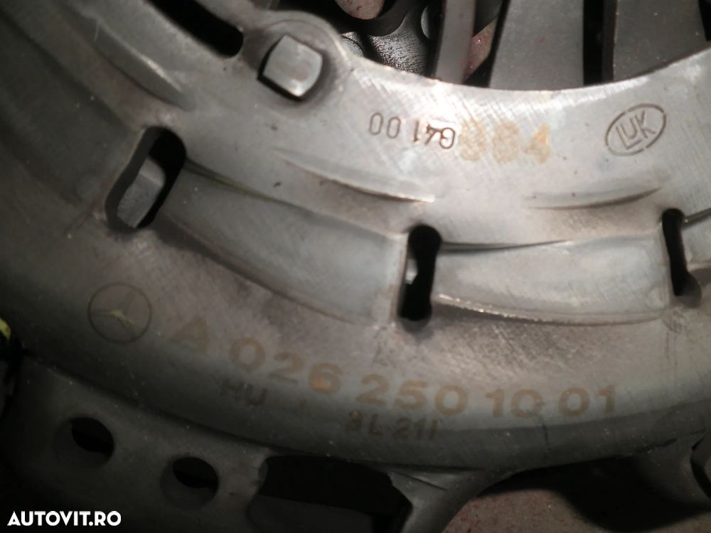 Kit ambreiaj , volanta Mercedes A Class W176, B Class W246, 1.5 D A6070300605 A0262501001 - 4