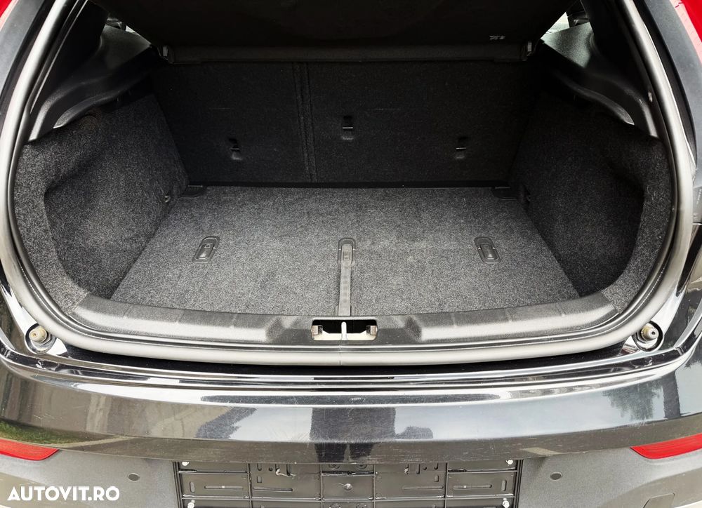 Volvo V40 D3 Geartronic Summum - 23