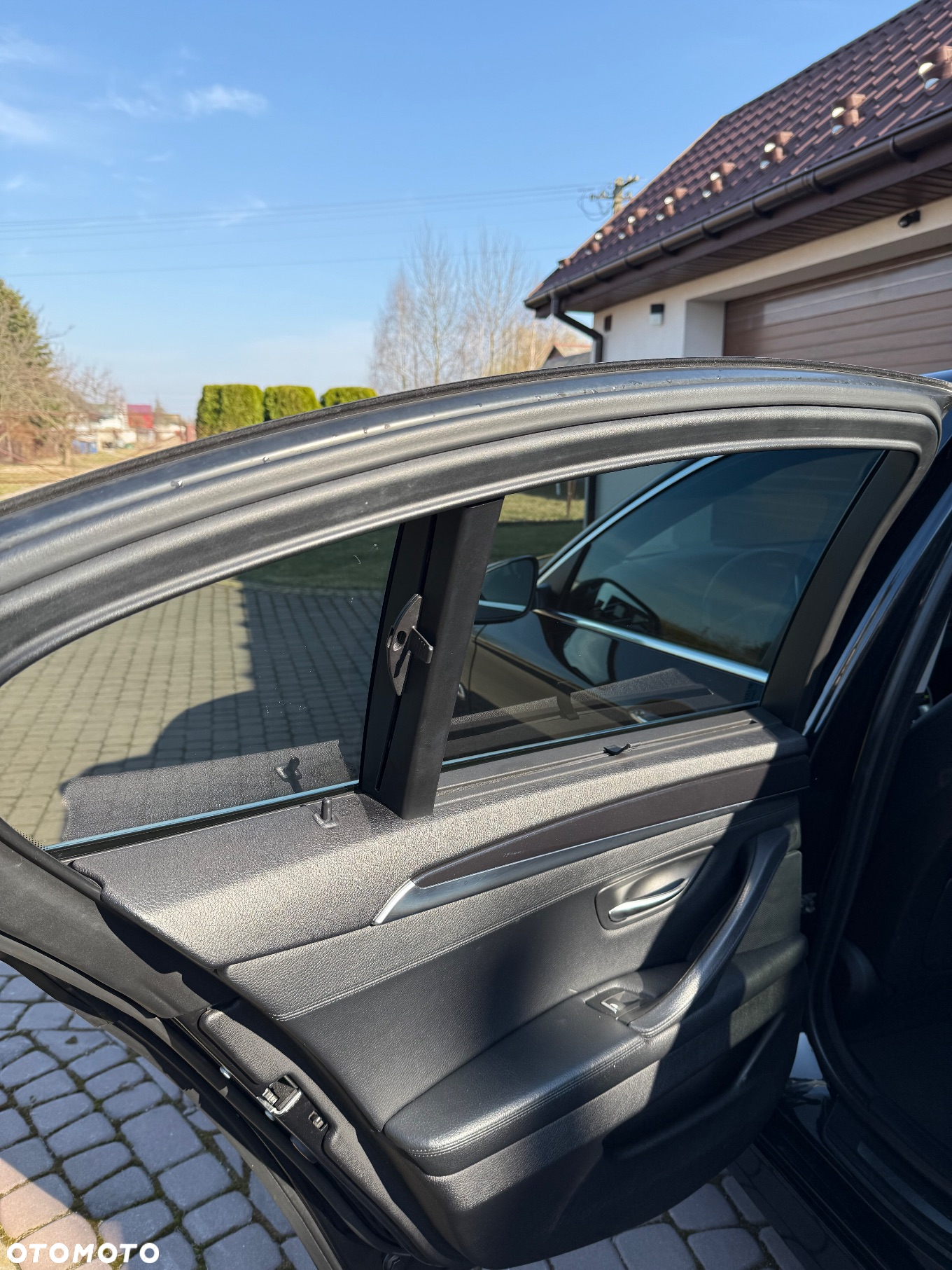 BMW Seria 5 520d xDrive - 17