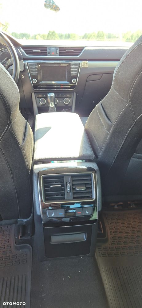 Skoda Superb 1.4 TSI ACT Style - 6