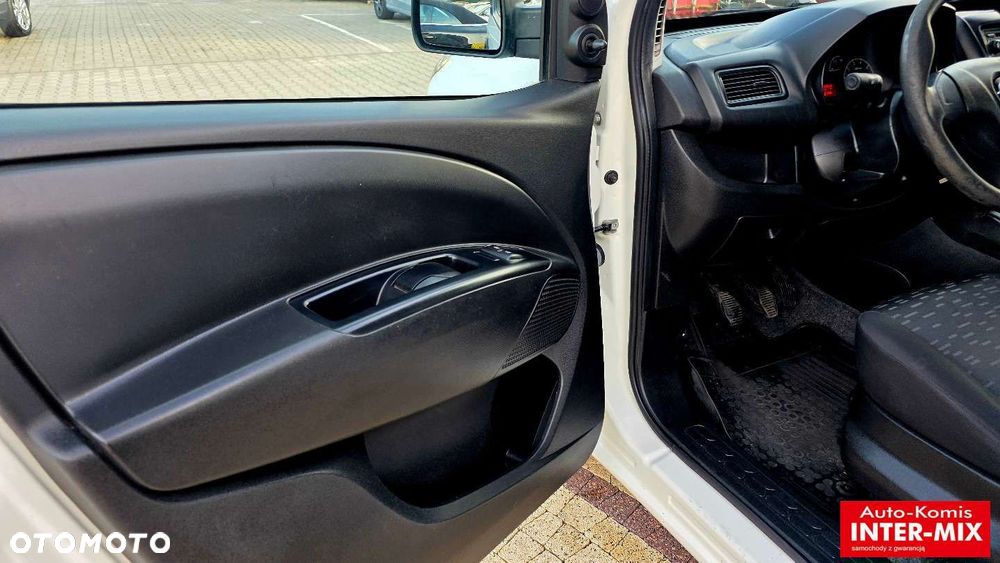Opel Combo - 27