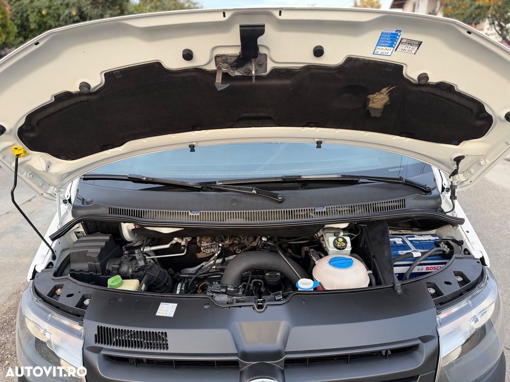 Volkswagen Transporter - 13