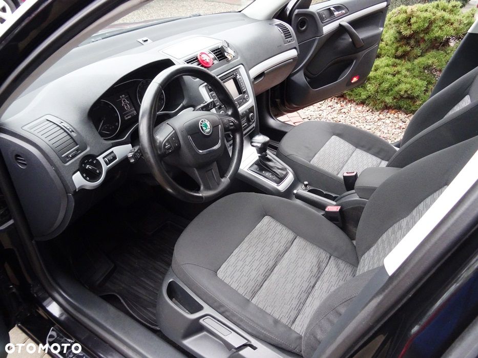 Skoda Octavia 1.8 TSI Elegance DSG - 18