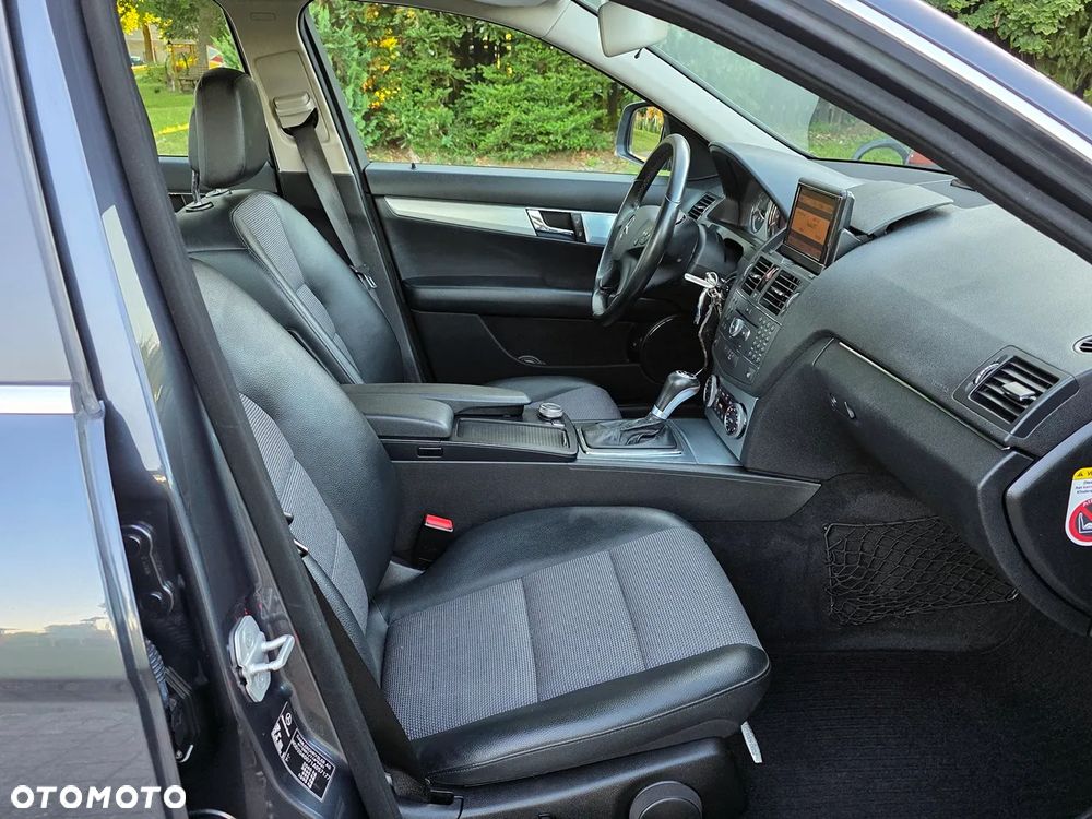 Mercedes-Benz Klasa C 200 CDI DPF Automatik Avantgarde - 21