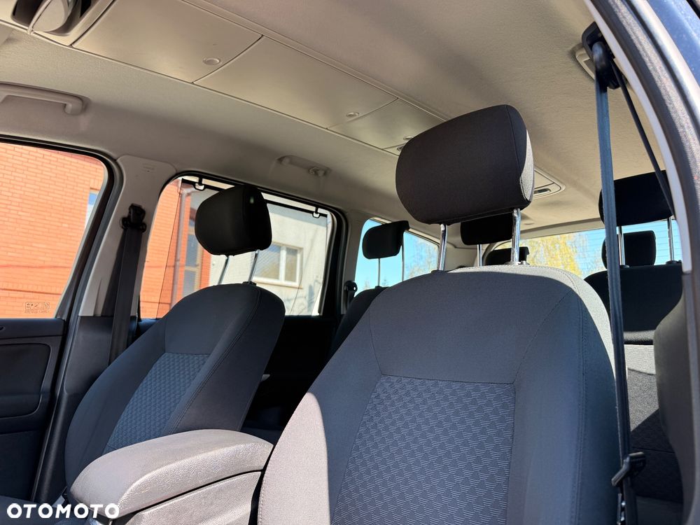 Ford Galaxy 2.3 Ghia - 28