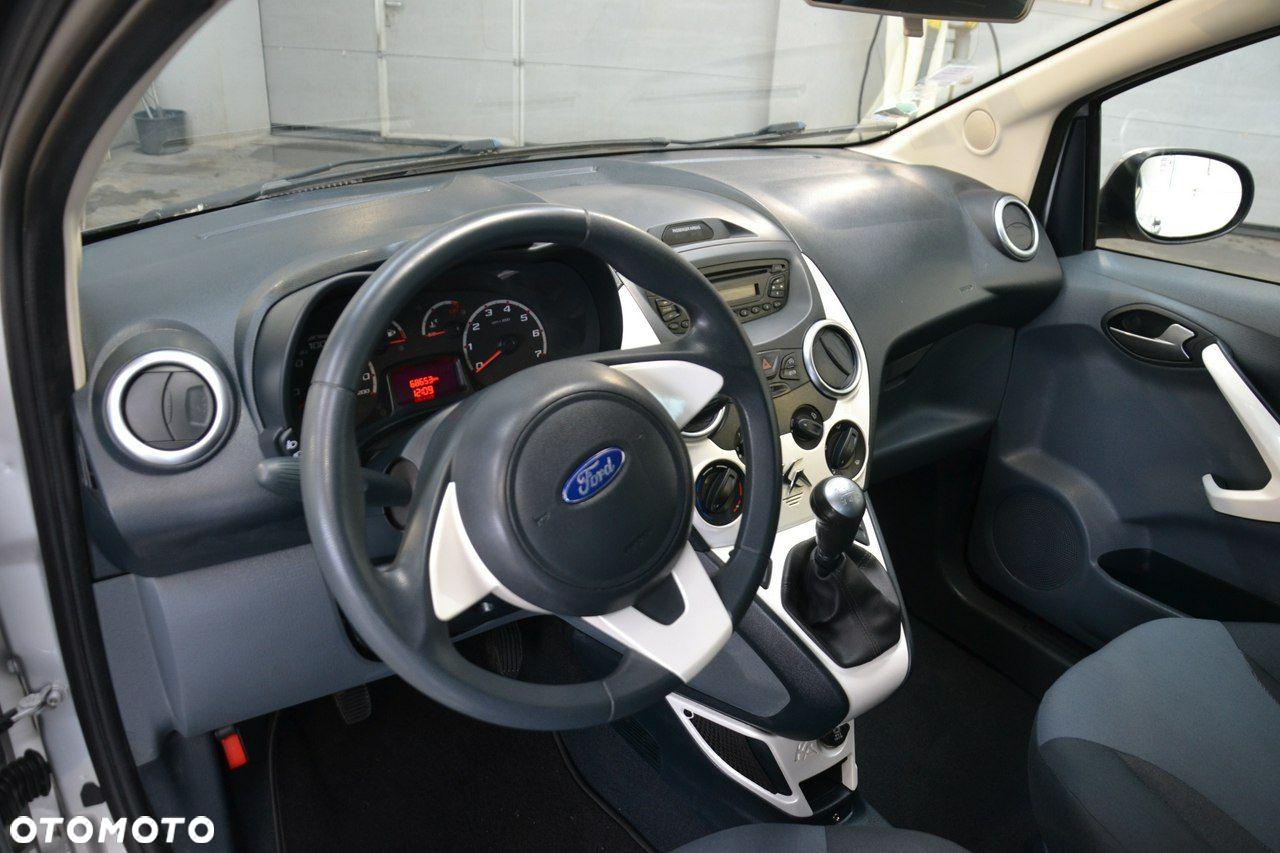 Ford KA - 16