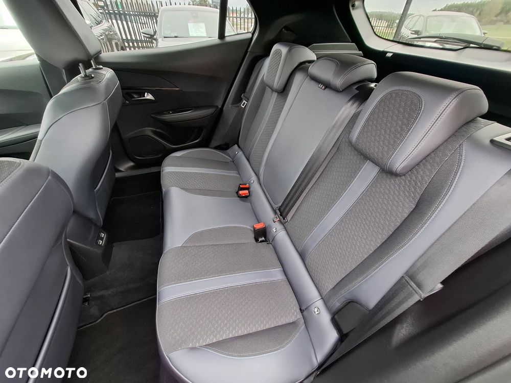 Peugeot 2008 1.2 PureTech Allure S&S EAT8 - 15
