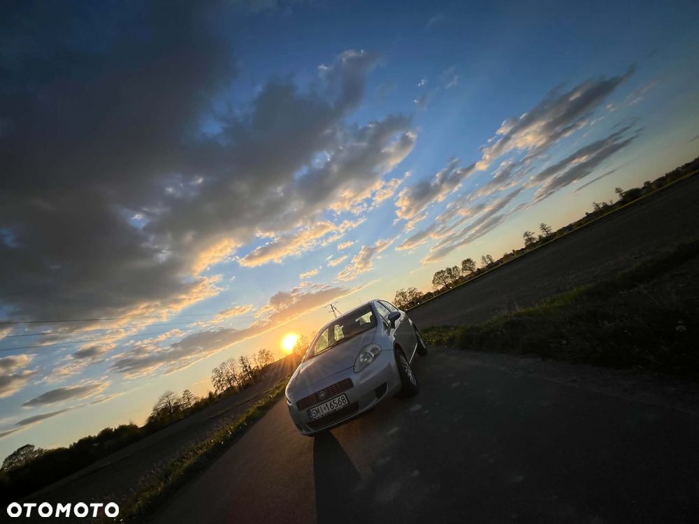 Fiat Grande Punto 1.4 8V GP - 4