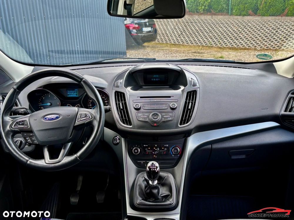 Ford Kuga - 16