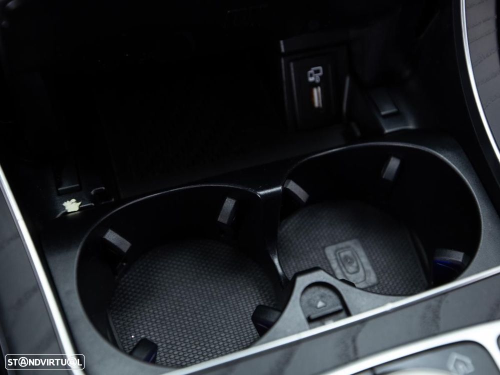 Mercedes-Benz C 300 de AMG Line - 23