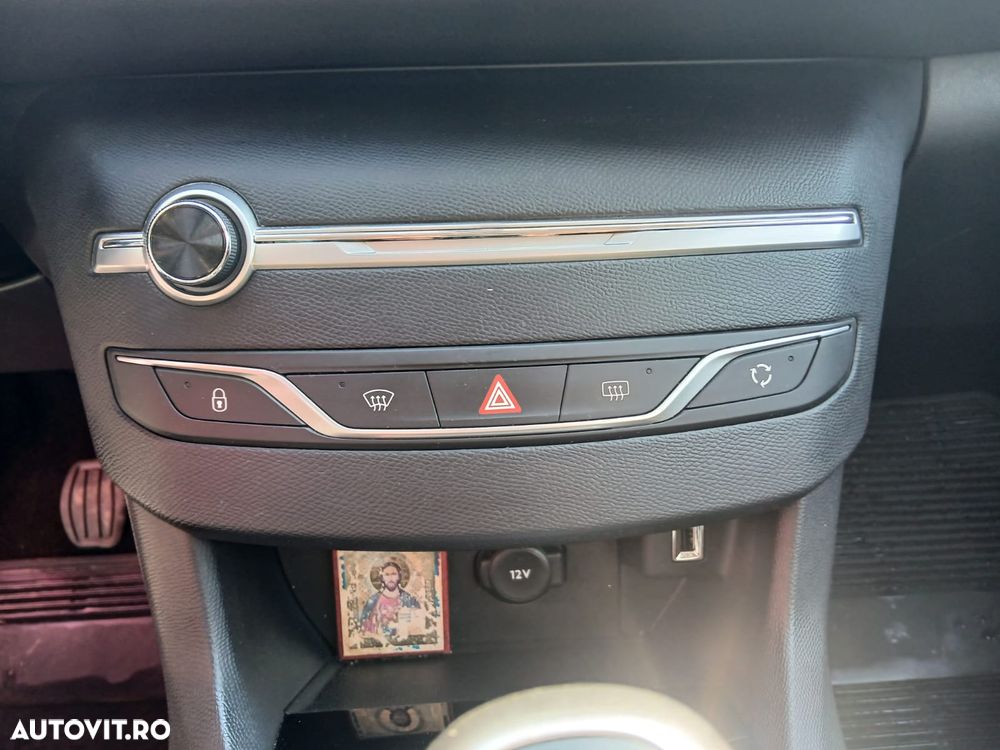 Peugeot 308 1.2L PureTech S&S BVM6 Active Pack - 15