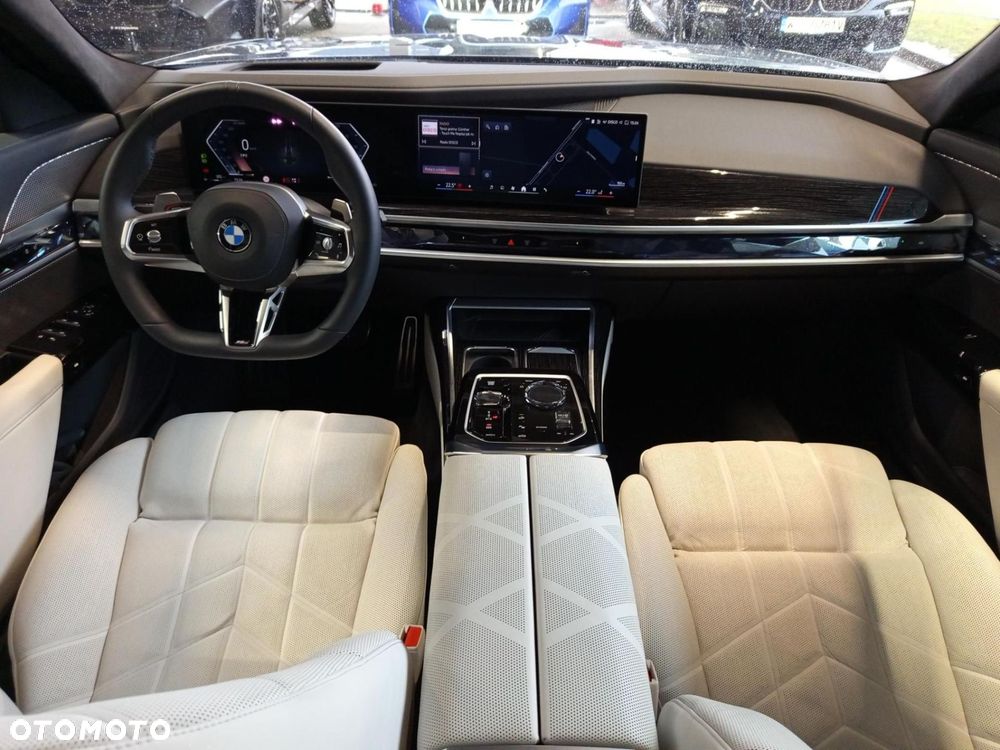 BMW Seria 7 - 15