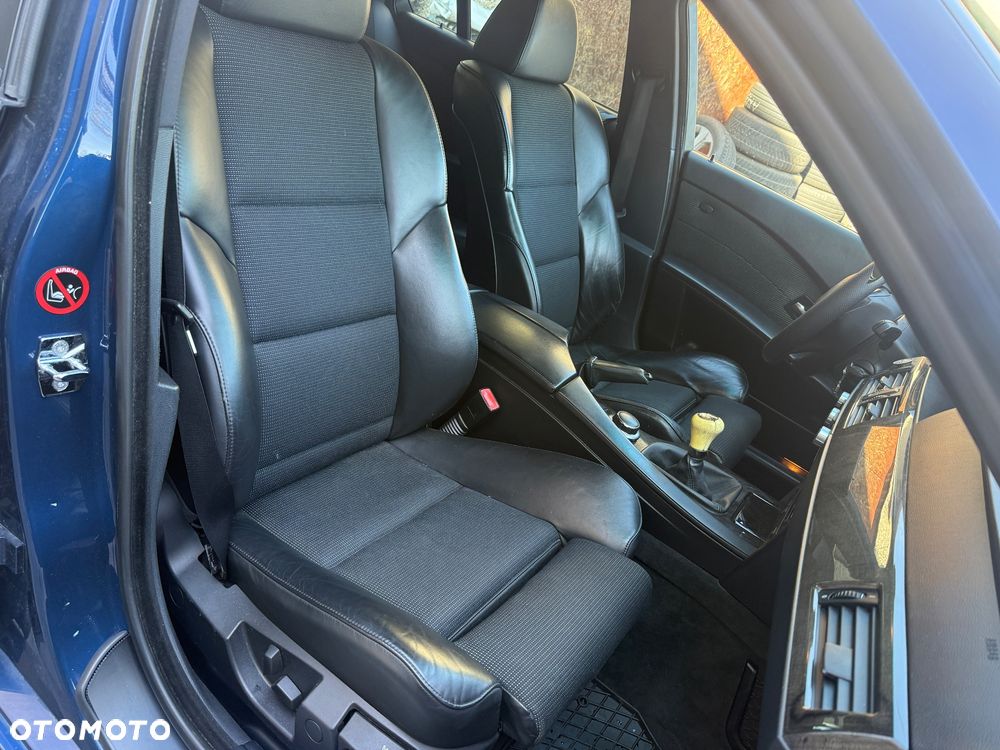 BMW Seria 5 525d Touring Edition Sport - 20