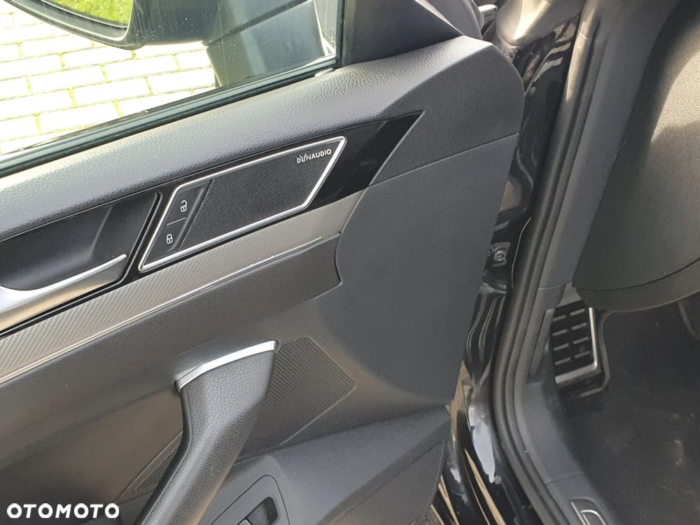 Volkswagen Arteon 2.0 TDI SCR 4Motion DSG R-Line - 19