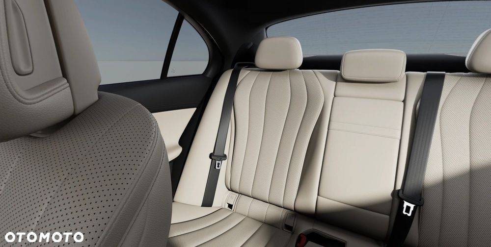 Mercedes-Benz Klasa E 220 d mHEV 4-Matic AMG 9G-Tronic - 8