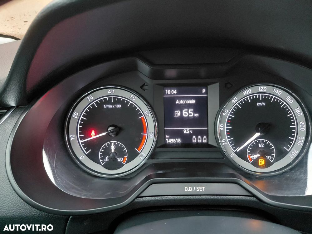 Skoda Octavia 1.5 TSI DSG Style - 14