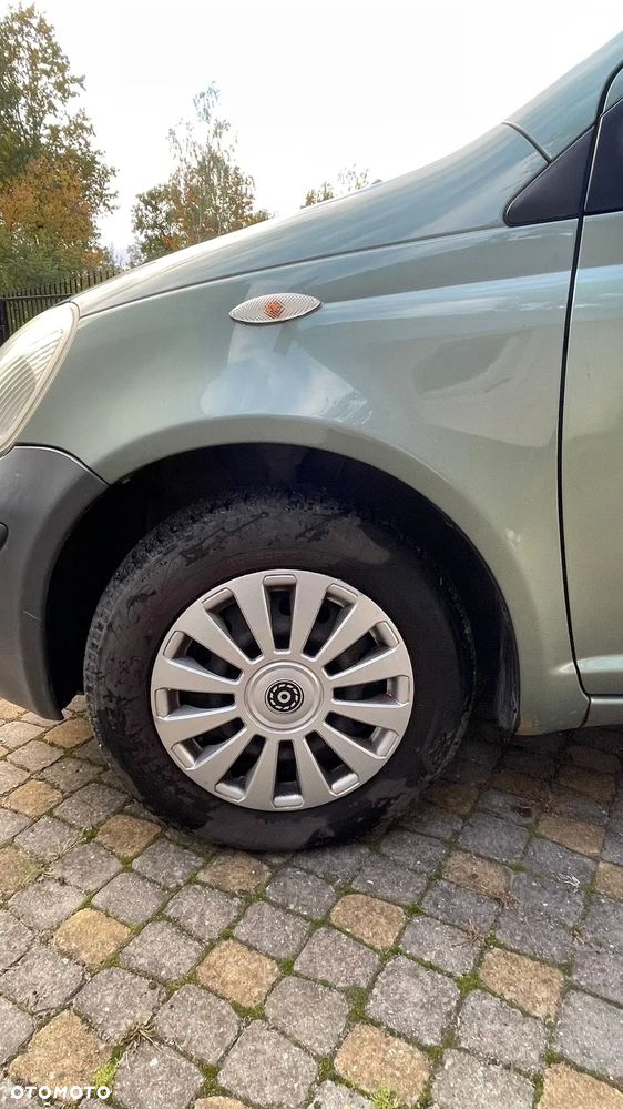 Toyota Yaris 1.0 Base - 14