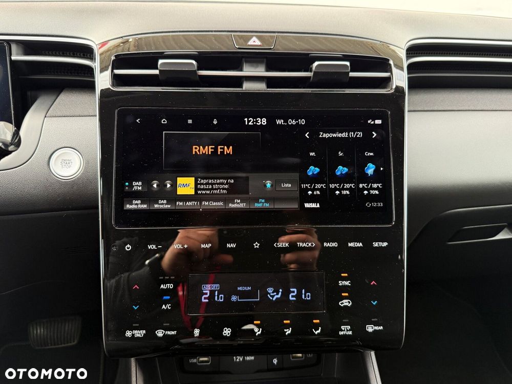 Hyundai Tucson 1.6 T-GDi HEV Executive 2WD - 19