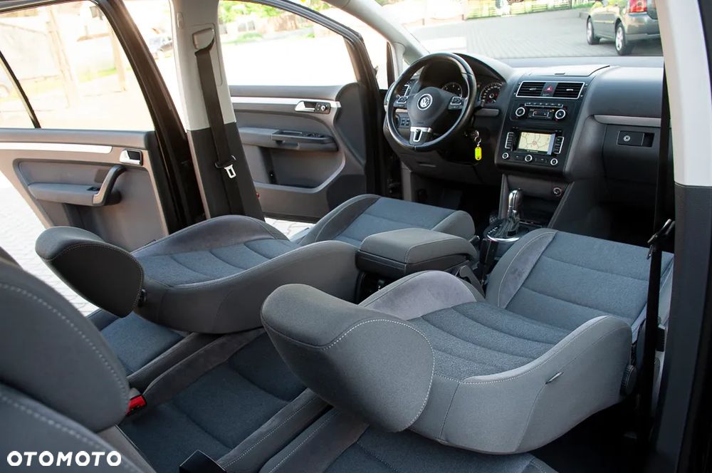 Volkswagen Touran 2.0 TDI DSG United - 5
