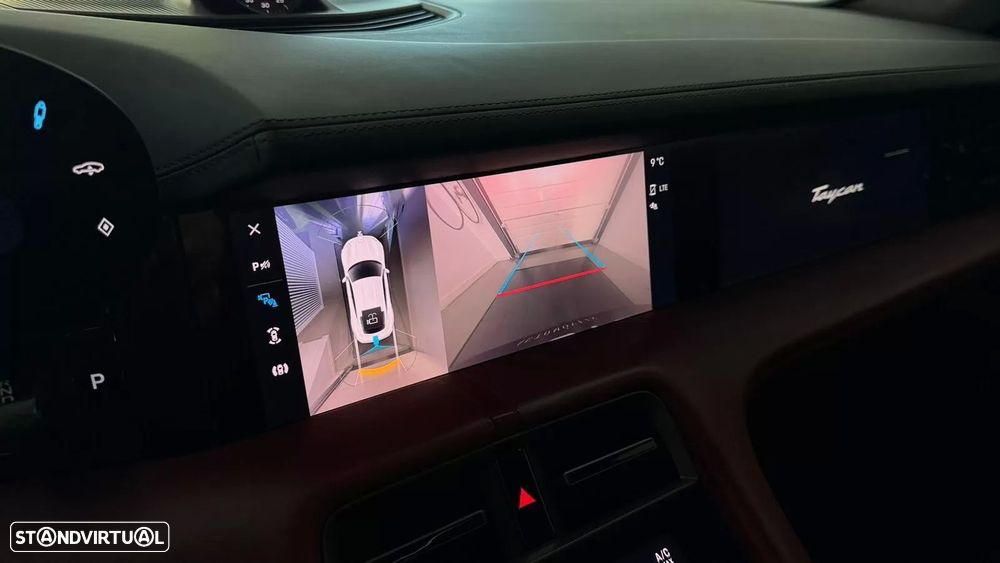 Porsche Taycan 4S - 24