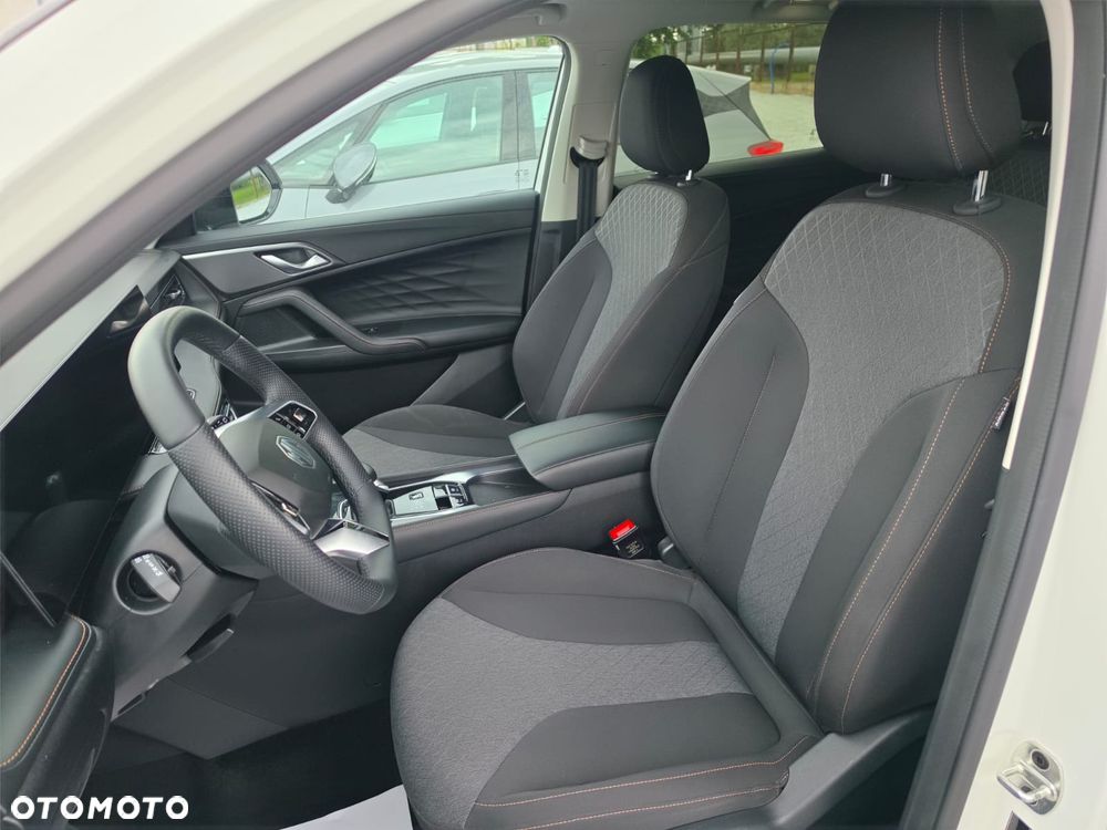 MG HS 1.5T Comfort - 11