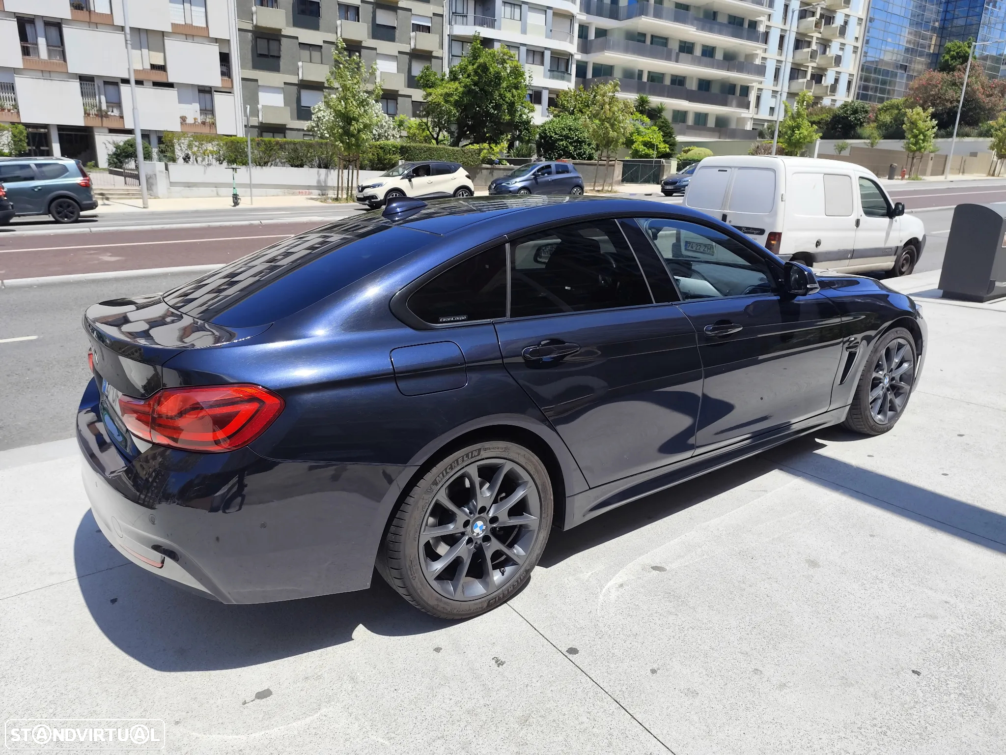 BMW 420 Gran Coupé d Pack M Auto - 9