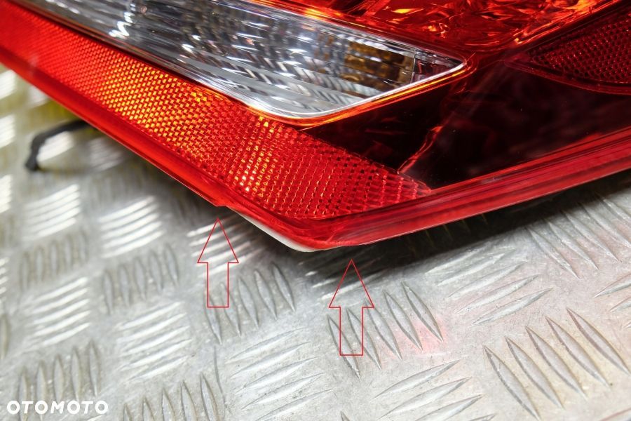 BUICK LACROSSE 2010-2013 LAMPA TYŁ PRAWA LED USA - 5