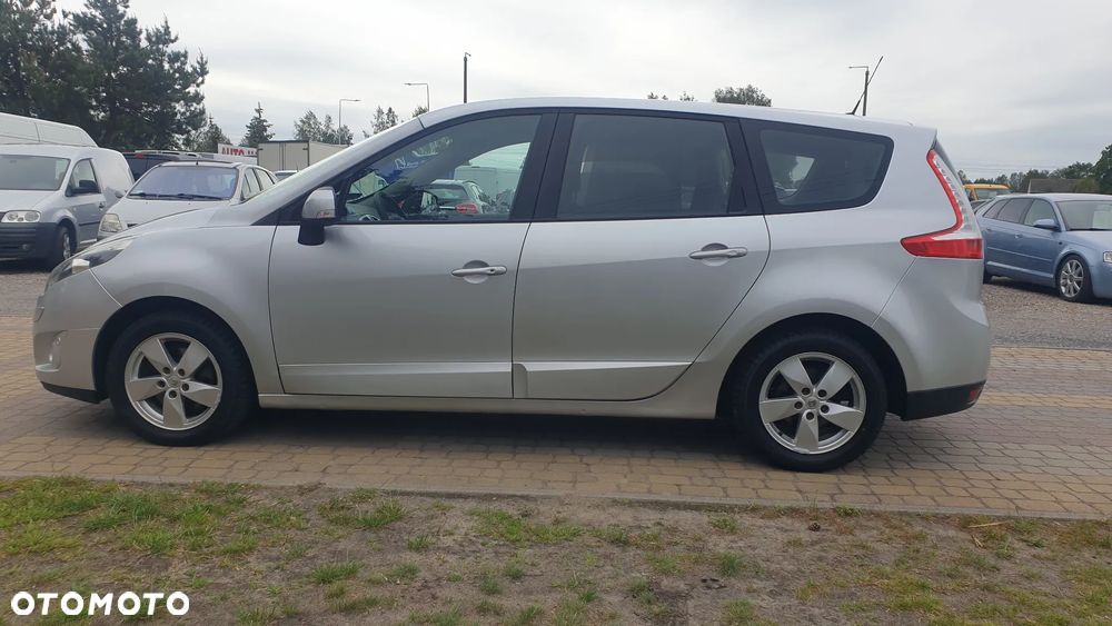 Renault Scenic - 3