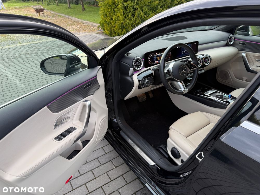 Mercedes-Benz Klasa A 200 Progressive 7G-DCT - 24