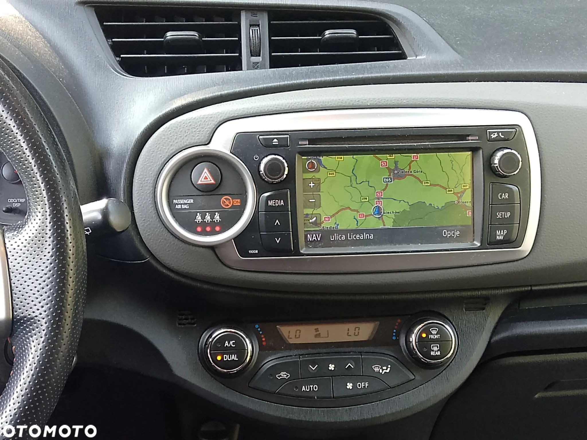 Toyota Yaris - 14