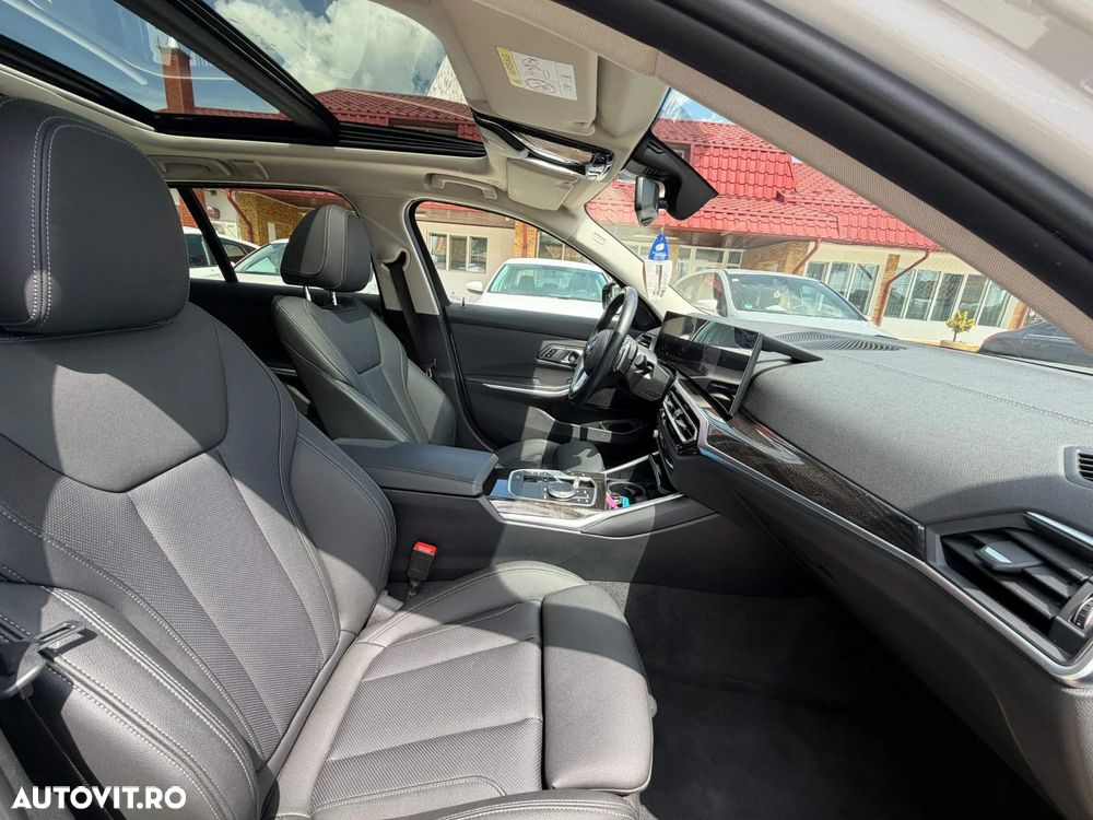 BMW Seria 3 320d xDrive AT MHEV - 12