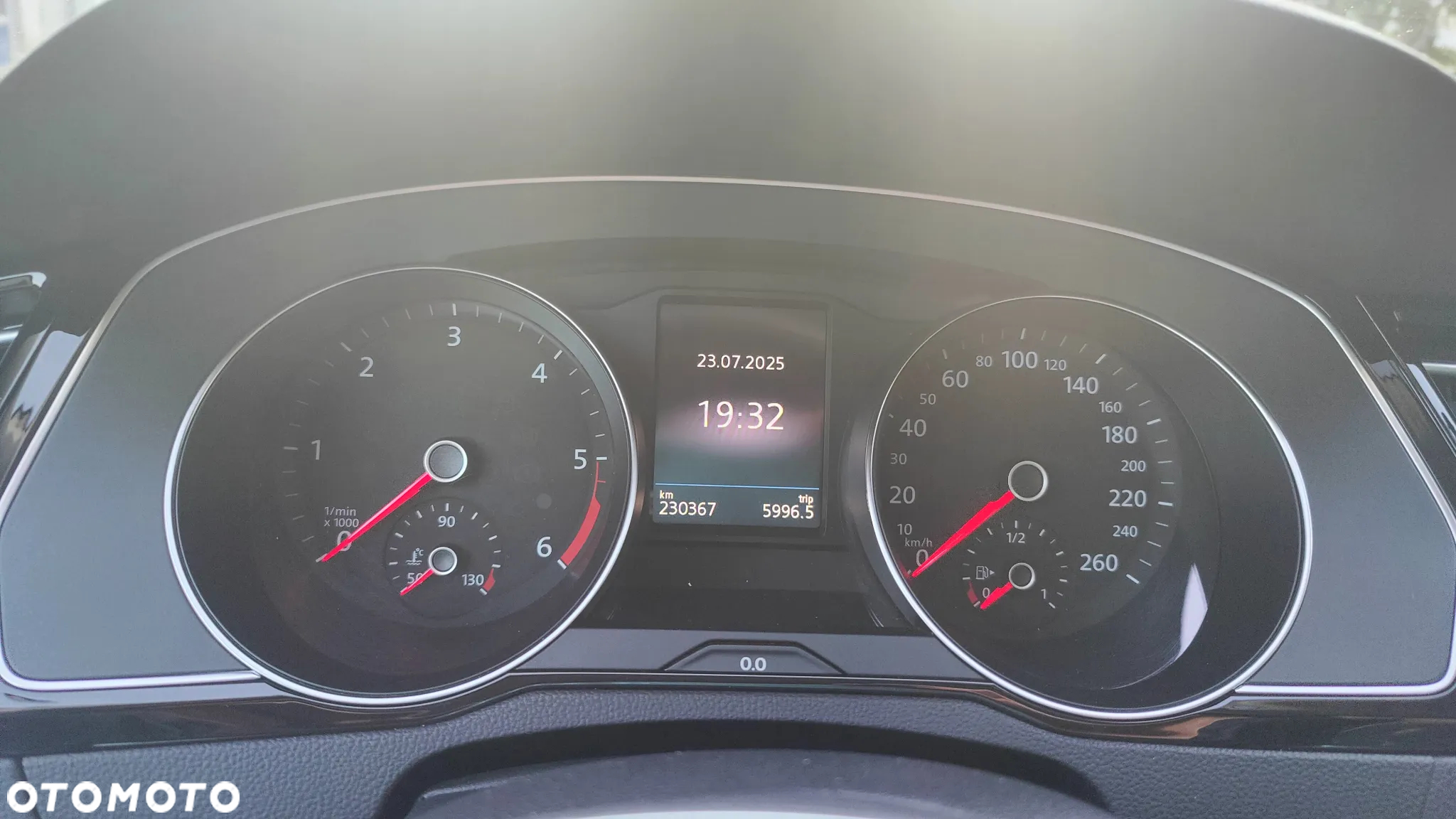 Volkswagen Passat 2.0 TDI BMT Comfortline DSG - 20